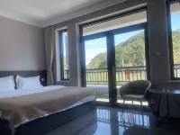 Tingfeng Jianshan Courtyard-Style Hotel