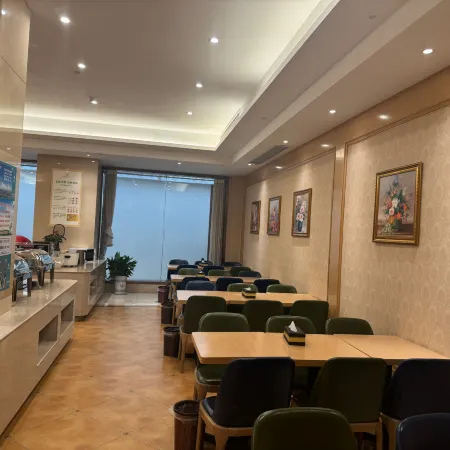 Vienna Hotel (Lukou Airport store)