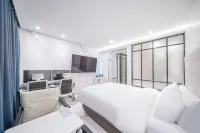 Daegu Dongseongro Hotel Labella
