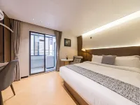 海仕登影音（東莞藝展中心UCC寰宇匯金中心店） 鄰近格地的酒店