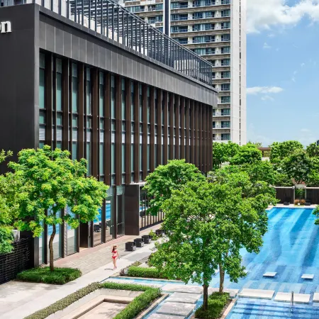 Hilton Shenzhen World Exhibition & Convention Center(Qianhai Snow World Store)