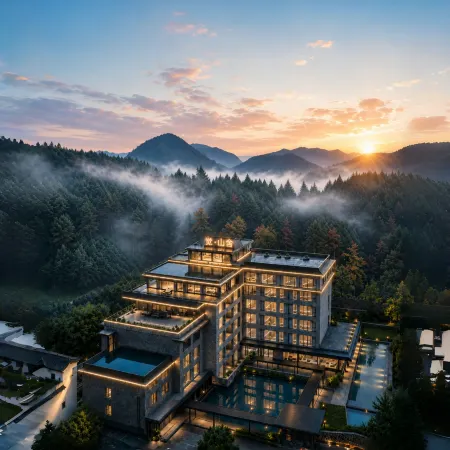 Yangshuo·JUE | AWAKENING • Viewing Guilin Landscape • Garden Pool • Resort Mansion