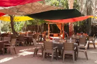 Sahara Lounge - parking