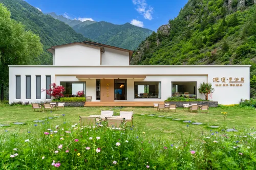 Huanxi Zero Kilometer Homestay (Lixiaolu Bipenggou) - 3-Star