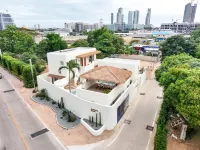 Sunshine House Pattaya - Swimmingpools