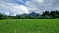 Vang Vieng Romantic Mountain View Resort - Romantic