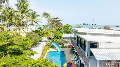 Phangpring Beach Resort - 주차장