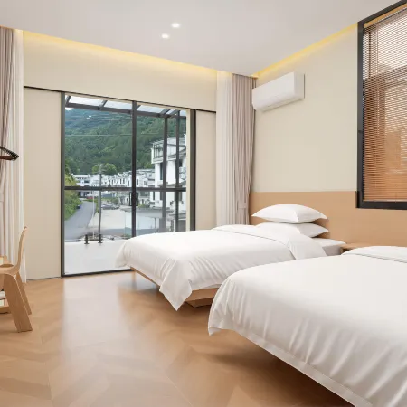 Qizhi Homestay (Shitai Guniujiang Scenic Area)