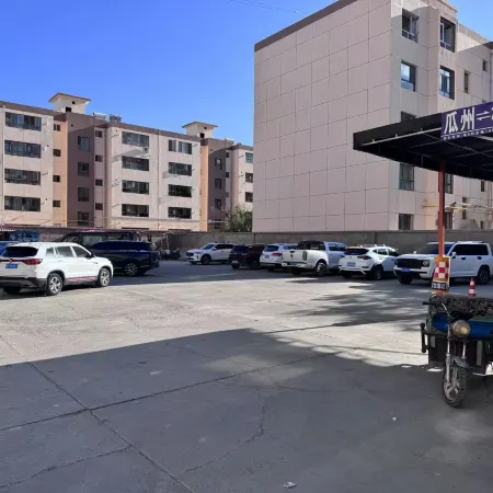 Guazhou Sunshine Home Business Express Hotel