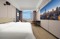 Sky Luxury Hotel - New