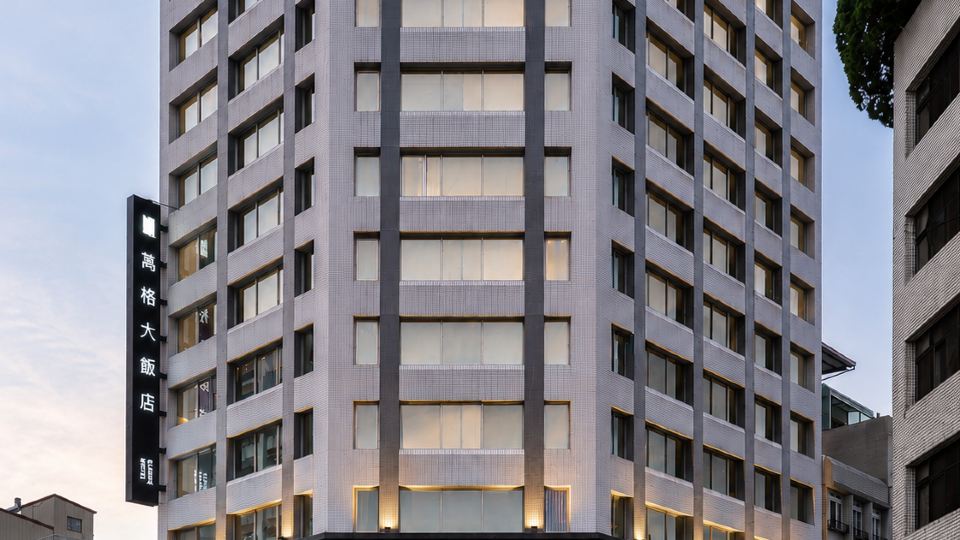 Elence Hotel