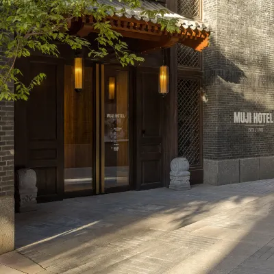 MUJI HOTEL BEIJING Hotel berhampiran Dataran Tiananmen