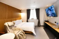 Jeonju Its Hotel - 2-Star
