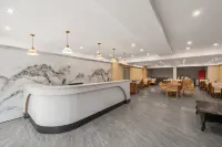 Haiyi City Boutique Hotel (Ya'an Tianquan National Highway 318) - 2-Star
