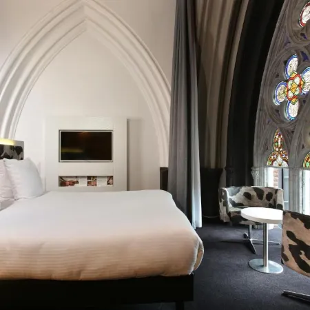 Martin's Dream Hotel
