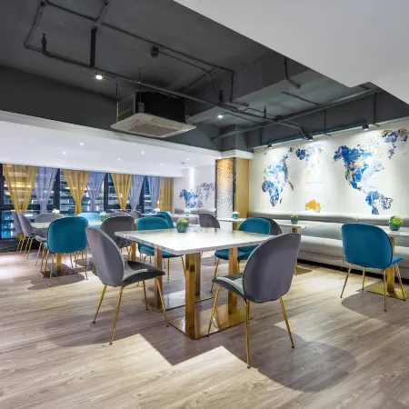 Gluck Hotel Отели рядом с достопримечательностью «Порт Лоху»