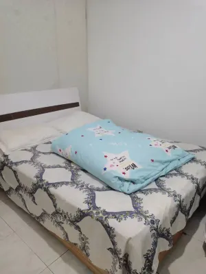 Fuyang Jinling Hotel (Zhaode Community Branch)