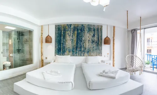 เหมียว+ แคท คาเฟ่ แอนด์ โฮเต็ล