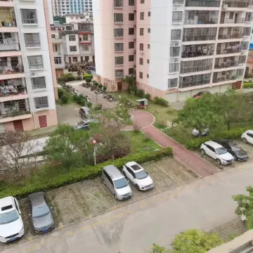 Debao Hongshanyuan Hotel