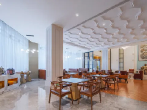 Vienna International Hotel Taojiang Bamboo Sea Scenic Area Dongfang New City Branch Hotels in Taojiang