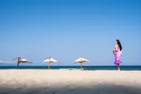 New World Hoiana Beach Resort - Beach