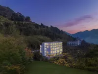 Enshi Grand Canyon Yunyin Leye Homestay Hotels near Yulong Crevice