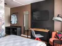 Pentahotel Bremen Hotels near Vahr
