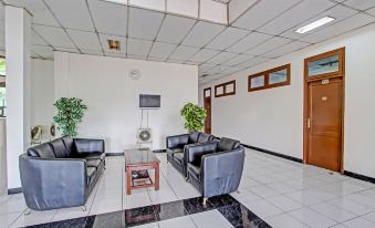Spot on 91471 Syariah Wisma Uin Walisongo