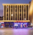Shell Hotel (Anqing Renmin Road Petrochemical No.1 Middle School Yingjiang Temple)
