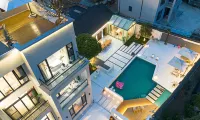 Jianyin Jianyin Design Resort (Huzhou Chang'er Giraffe Manor) Hotels near Huzhou Railway Station