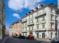 Golden Angel Suites by Adrez Hotel in zona Celetna