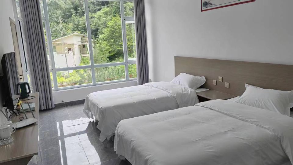 Wenchuan April Homestay