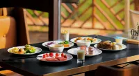 Cloud Jingye Shet Tent Hotel - breakfast