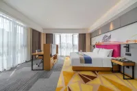 Days Inn Chongqing (Lushan Light Rail Station) Hotel di Chongqing