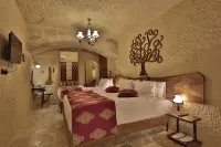 Aren Cave Hotel and Art Gallery