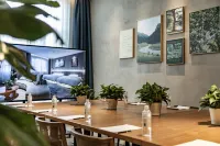 Kurdenin·Spruce Hotel