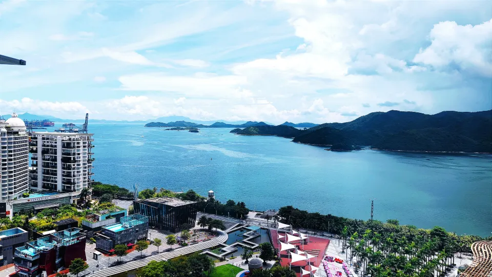 Wuxiang LOFT Seaview Holiday Beauty Hotel (Shenzhen Bohai City V Mansion)