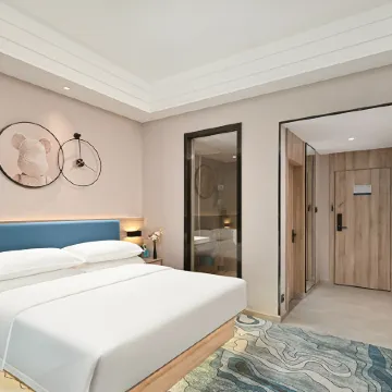 Happy Aile Hotel (Hezhou Lingfeng Square)