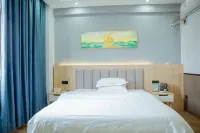 Qiongzhong Santaiyuanlong Business Hotel