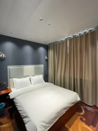 Huocheng Yinruo Residential Residence Отели в г. Хочен