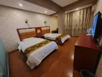 Home Inn Huayi Hotel (Heihe Central Pedestrian Street) - 2 étoiles