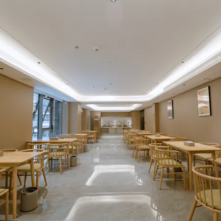 Xingcheng Hotel (Bazhong Nanjiang Branch)