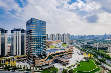 Jin peng Plaza Hotel Lang Ya Shop Отели рядом с достопримечательностью «Anhui Open University Chuzhou Branch»
