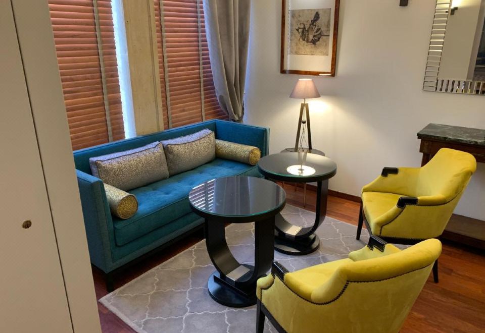 4. 호텔 드라비뉴..