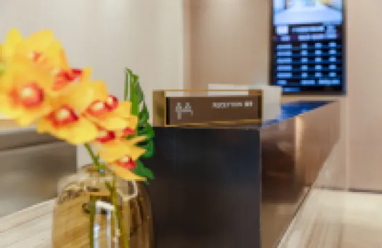 แมนยุน การ์เด้นพลัสแมนชั่น (ถนนปักกิ่ง กว่างโจว สถานีรถไฟฟ้าพาร์คเฉียน)