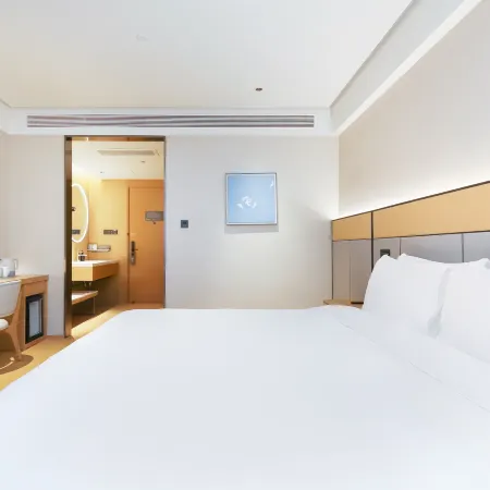 JI Hotel (Wuhan Guanggu Third Road Xiaomi Science and Technology Park) Отели рядом с достопримечательностью «Олимпийский спортивный центр провинции Хубэй-теннисный зал»