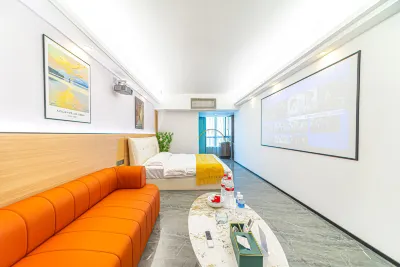 Yuxuan International Apartment (Joy Garden High-speed Railway Station)