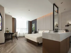 Atour Hotel Zoucheng People's Square
