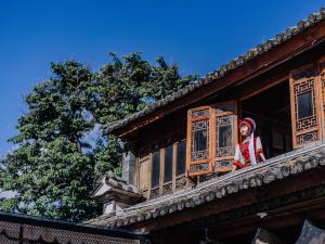 Dali Xichunju Houlu Bai Nationality Residence Inn