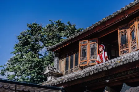 Dali Xichunju Houlu Bai Nationality Residence Inn（Xizhou Old Town)） Отели рядом с достопримечательностью «Panxi Ferry»